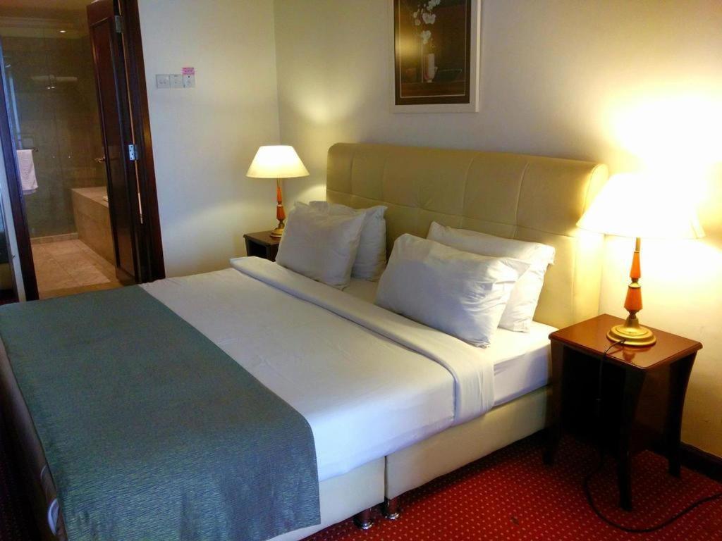 Sky Kl Suite At Time Square Куала Лумпур Екстериор снимка